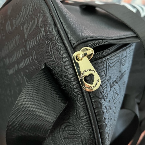 SOLD ⭐️JC Juicy Couture Shout It Out Duffle Bag - Picture 9 of 11